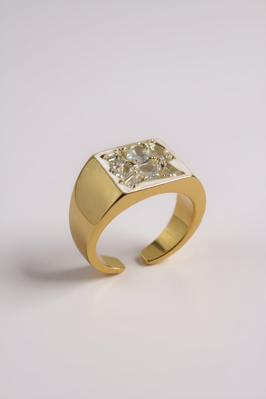 Evelina Serçe Yüzük