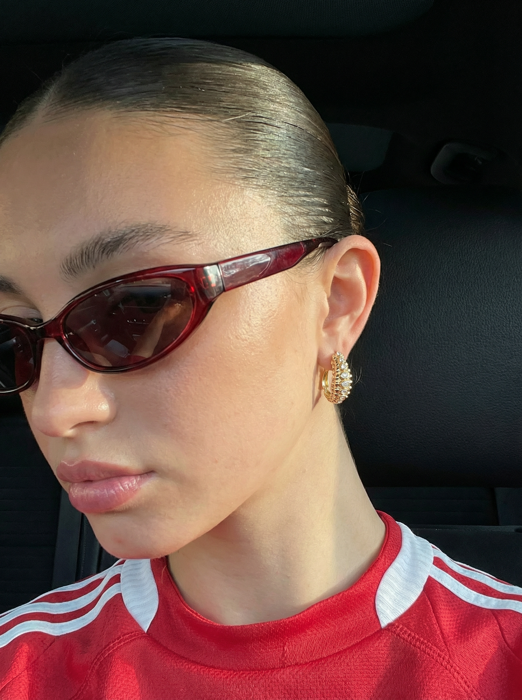Mineka Küpe