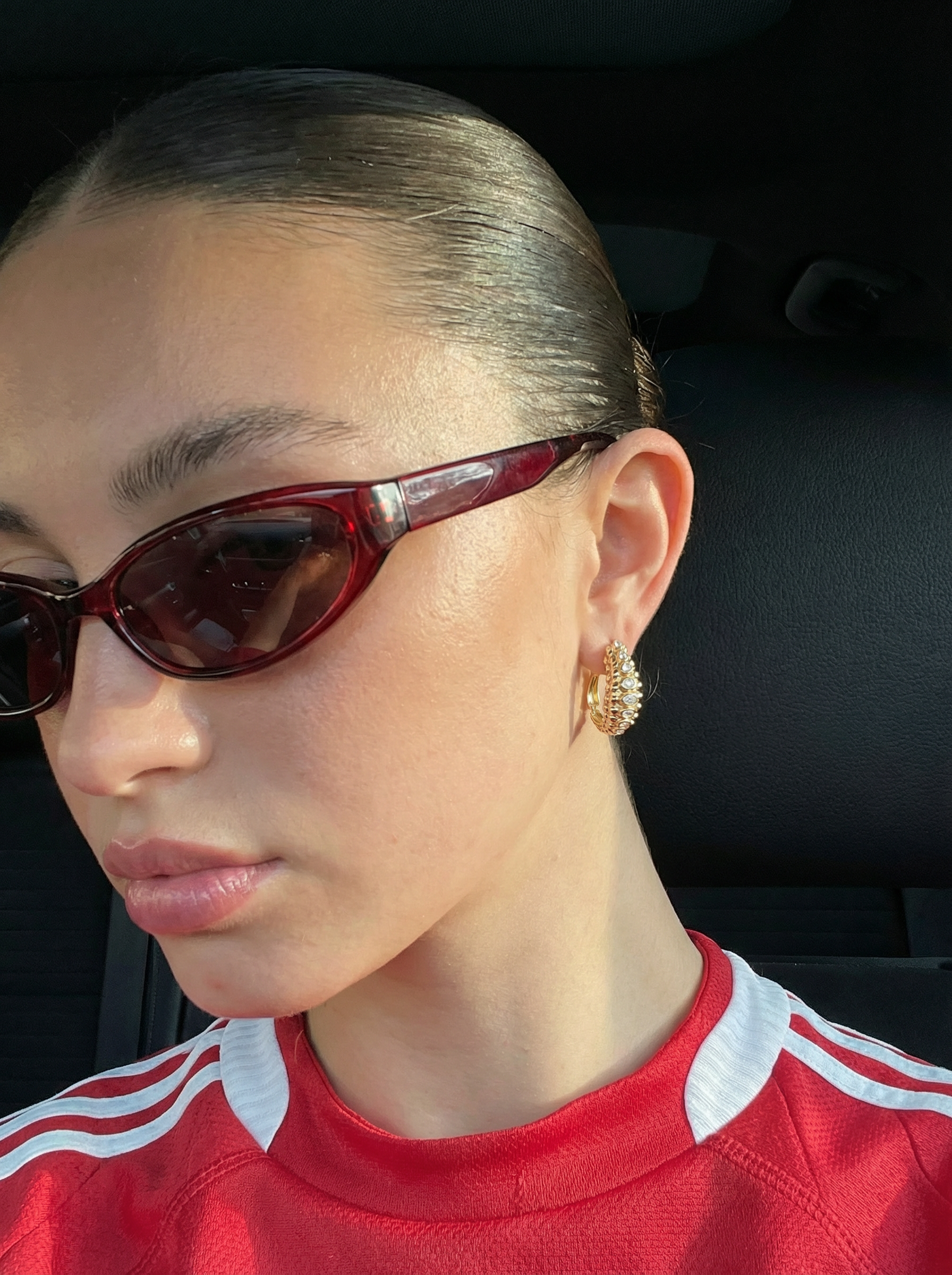 Mineka Küpe