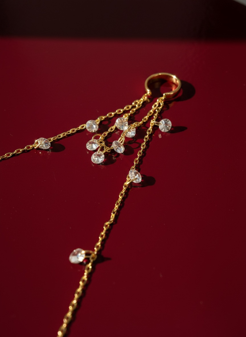Hera Cuff