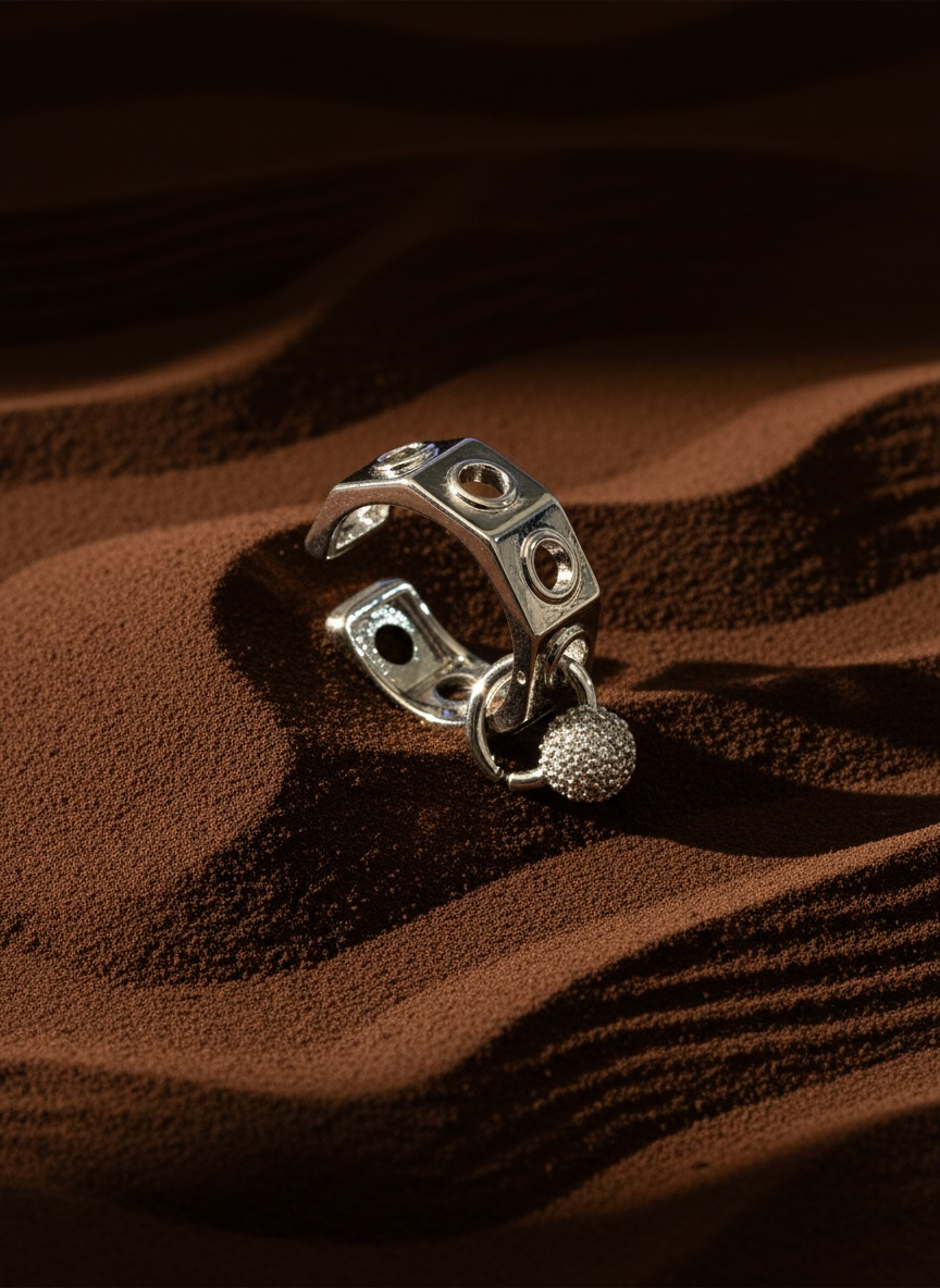 Glance Cuff