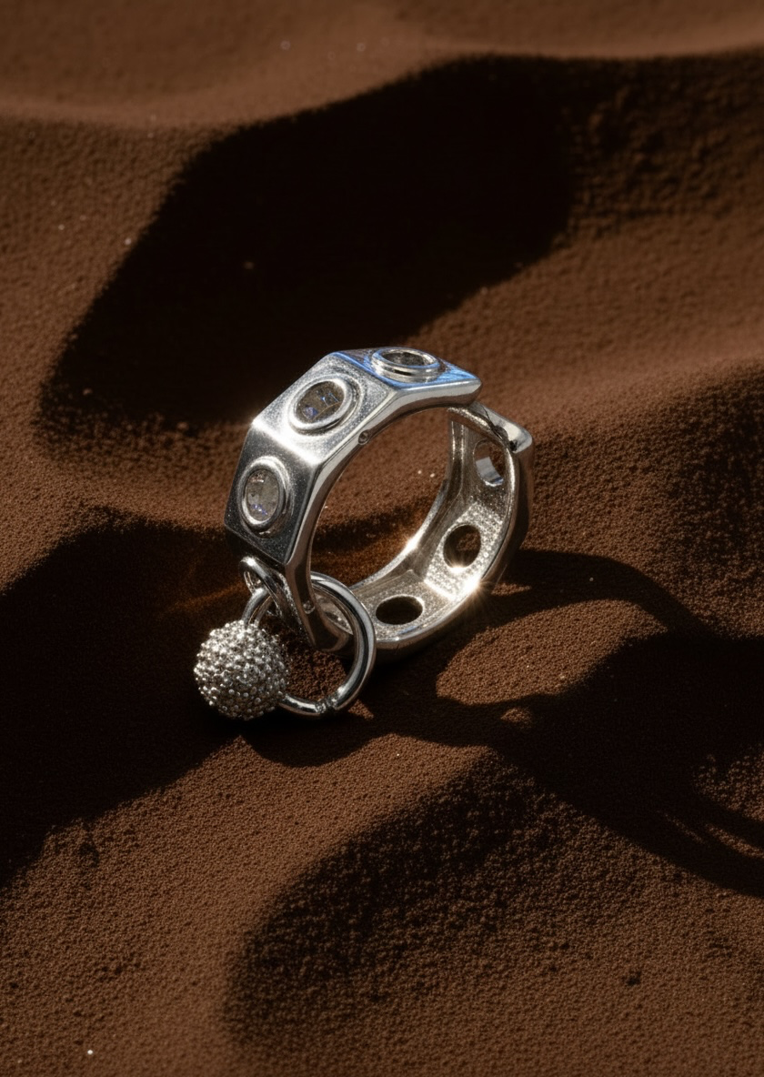 Glance Cuff